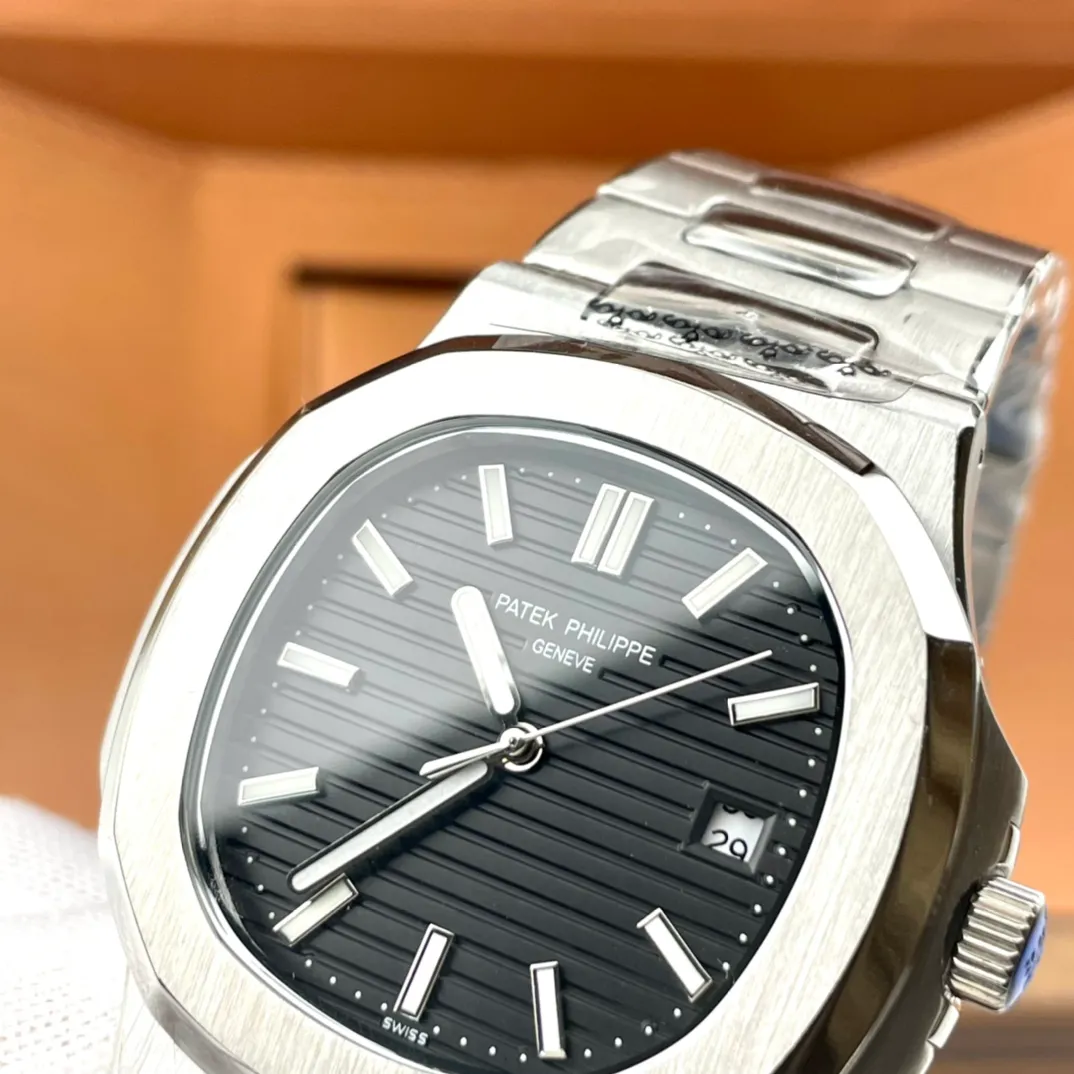 【High-end replica】💰1240! Patek Philippe Nautilus Series ♠Material: 316 stainless steel ♠Lens: sapphire glass ♠Movement: top fully automatic imported Citizen 8215 machinery ♠Size: 42mm diameter 2021 "Men's Preferred Model" Exquisite text three-dimensional sense - Nautilus [Exclusive real photo] Top-level creation, exquisite quality, excellent temperament Type: boutique men's watch (top-level) exquisite quality! !